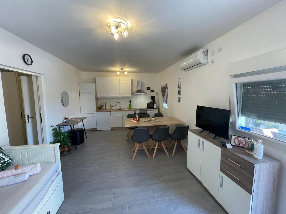Apartmenthouse Ines Vir Eksteriør bilde