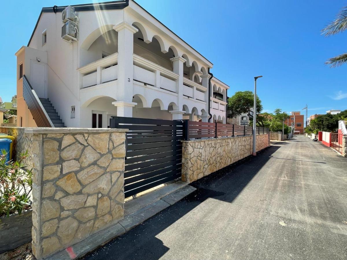 Apartmenthouse Ines Vir Eksteriør bilde