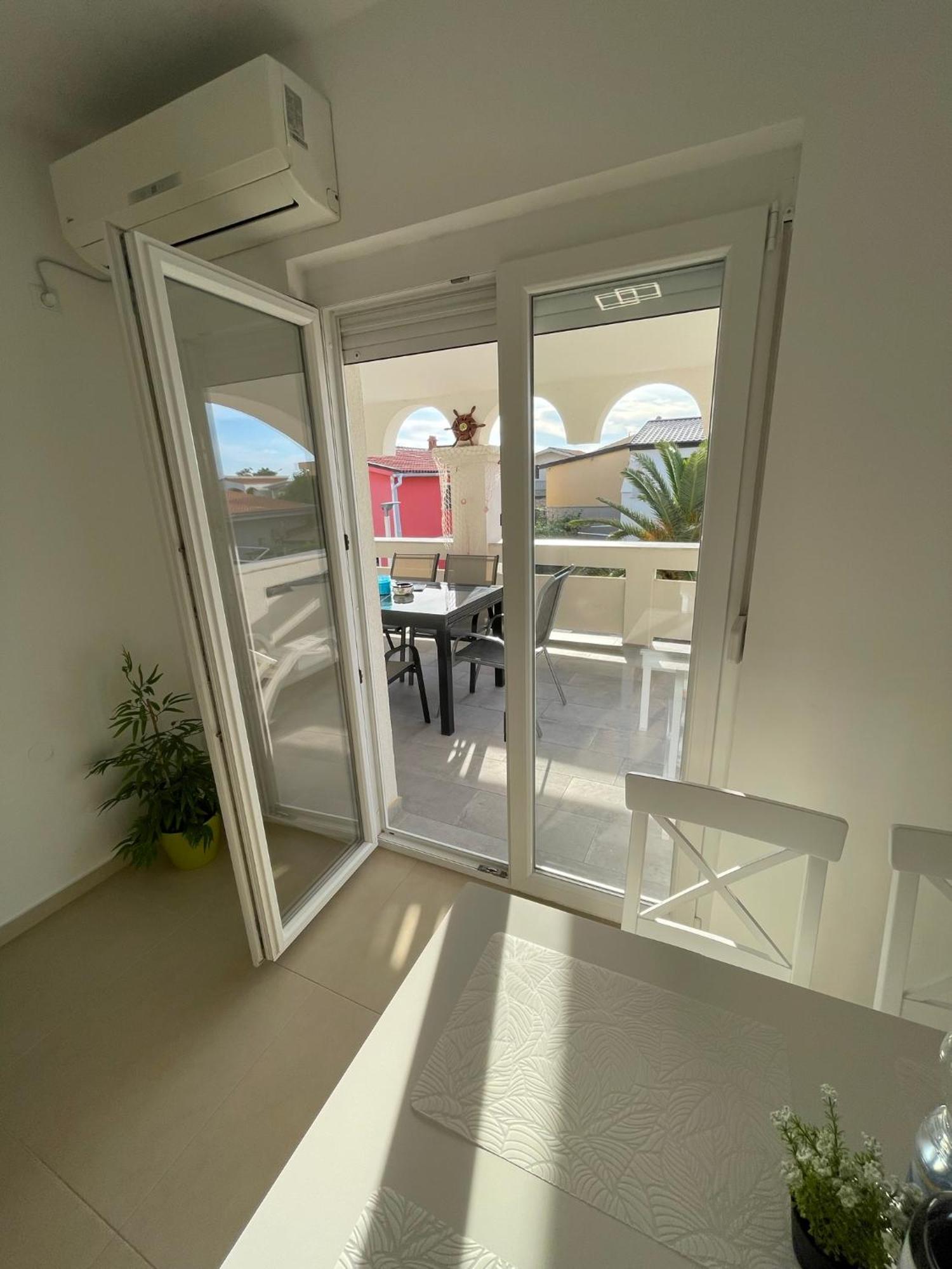 Apartmenthouse Ines Vir Eksteriør bilde